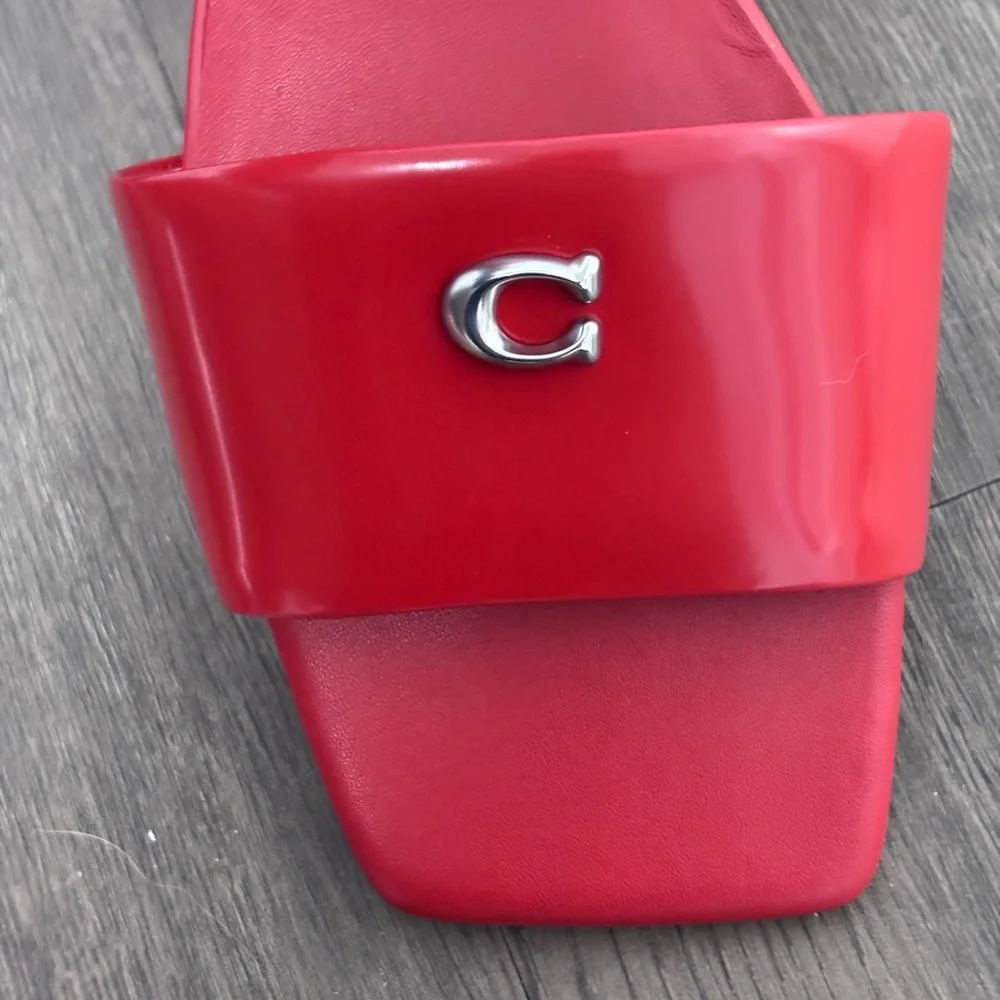 NWT & Box Coach W’s Sz 9 Sculpted C Flat Slip-On Sandals in Sport Red - Picture 10 of 15